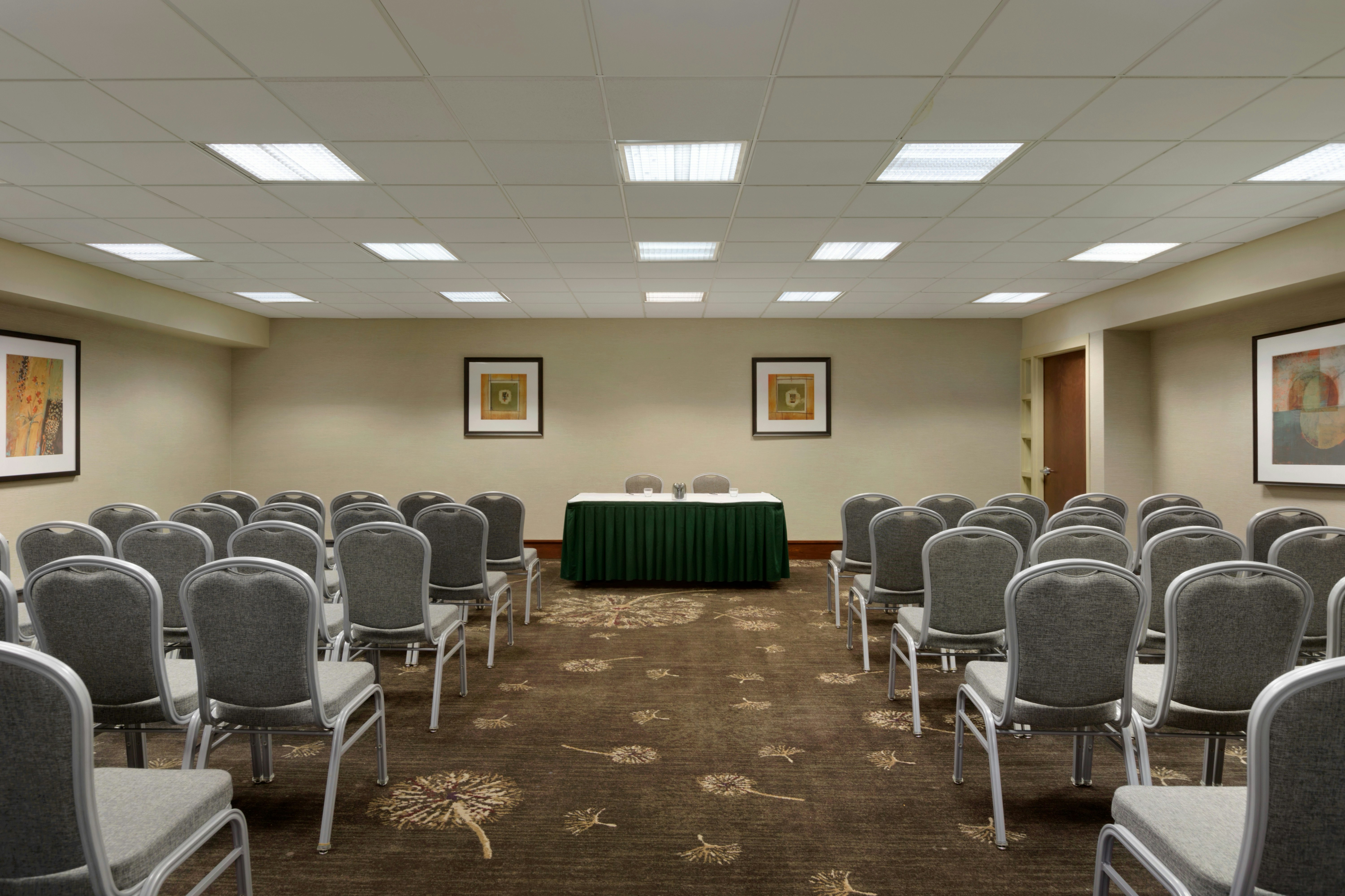 Embassy Suites by Hilton Piscataway Somerset 51/59
