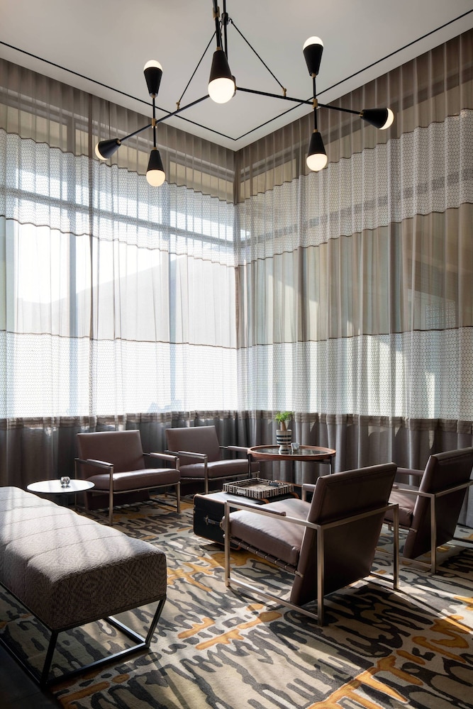 Residence Inn by Marriott Los Angeles Glendale 36/50