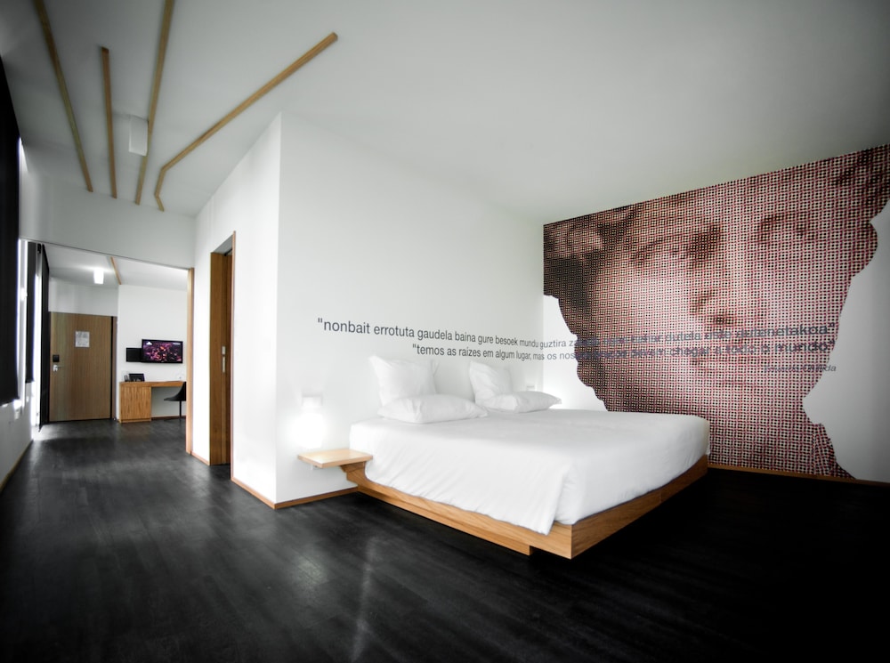 Design and Wine Hotel 3/34