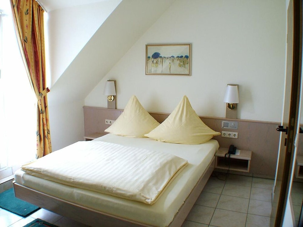 UNO Hotel Posthof Saarlouis 15/42