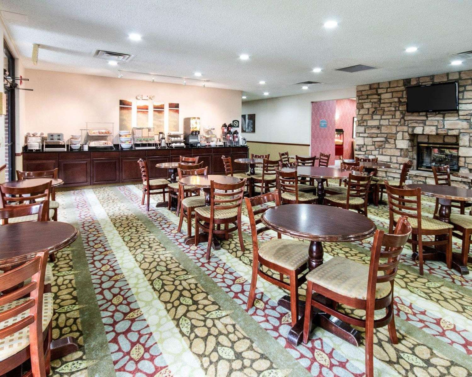 restaurant cafeteria