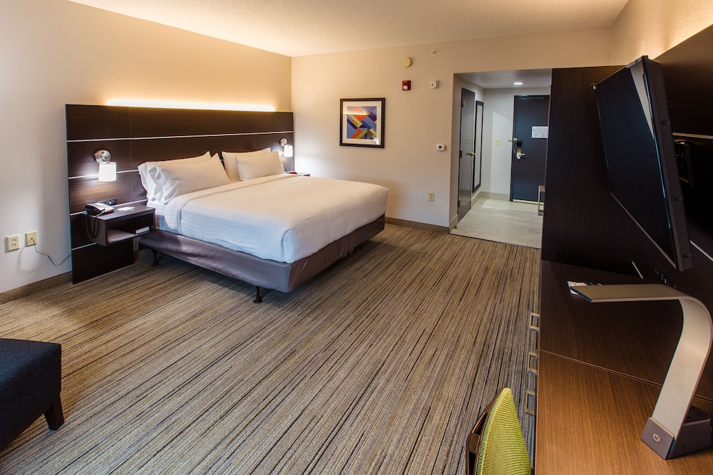 Holiday Inn Express Hotel Suites Harriman 18/53