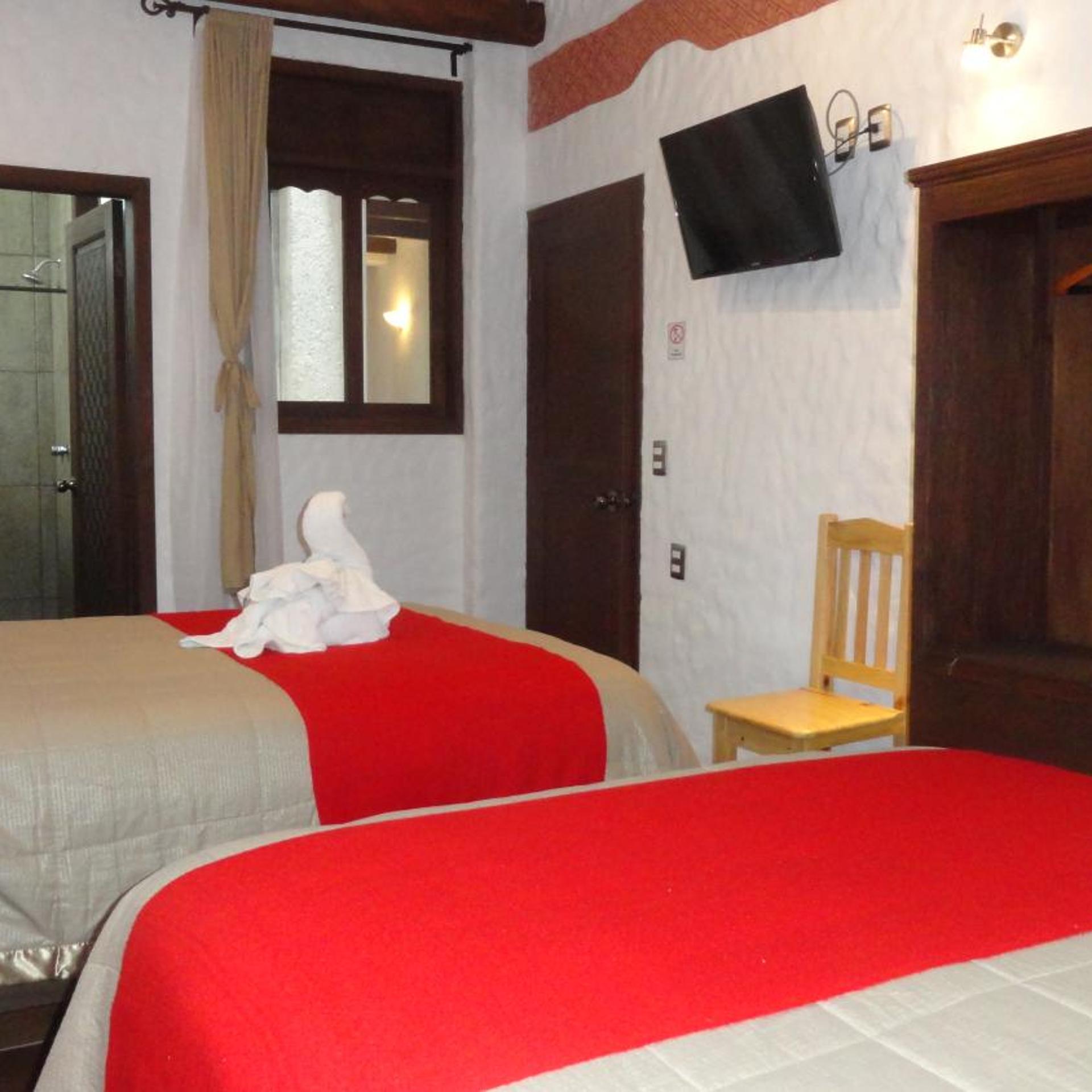 غرفة رباعية، Hotel Na'lum 2/10