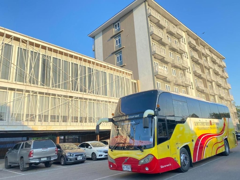 Tai-Shan Suites 44/51