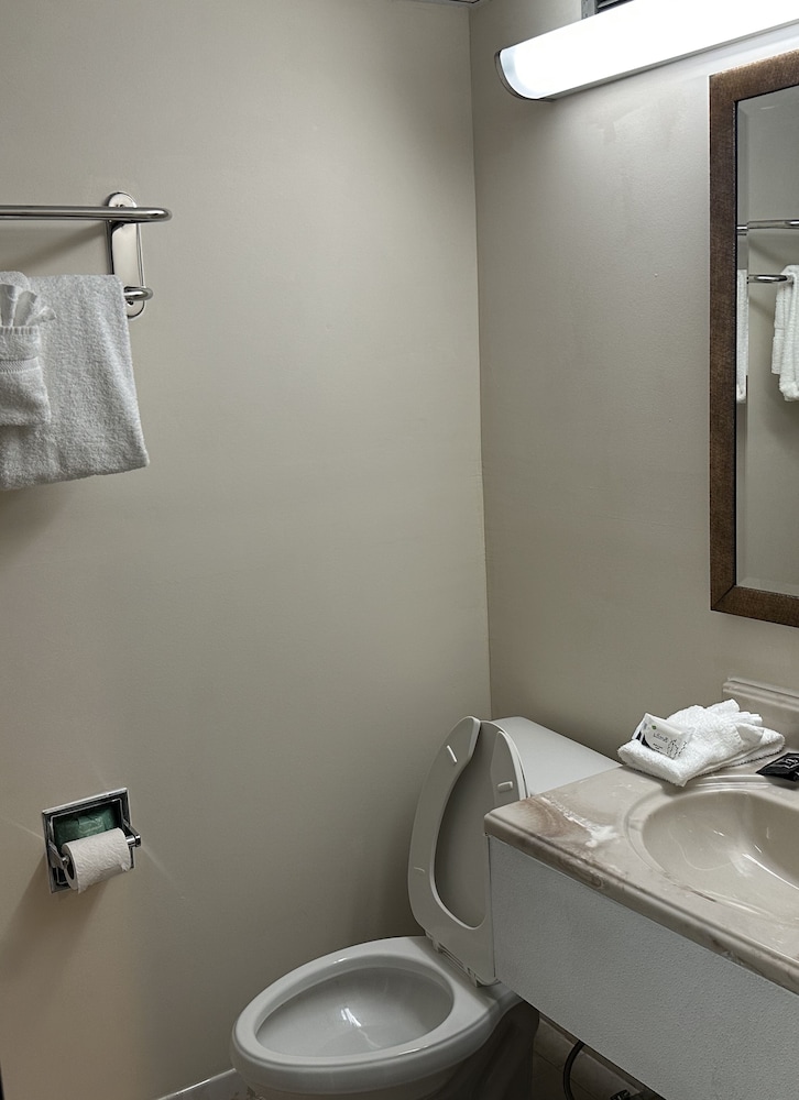 Select Inn Murfreesboro 57/60