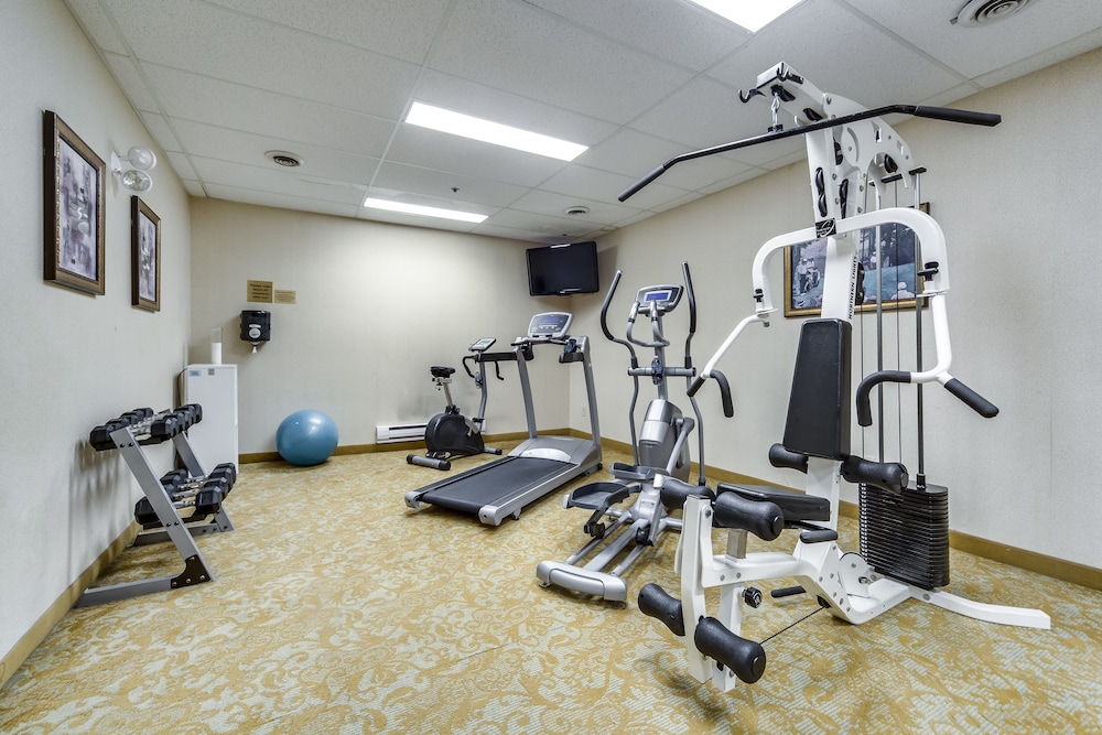 Monte Carlo Inn Brampton Suites 34/54