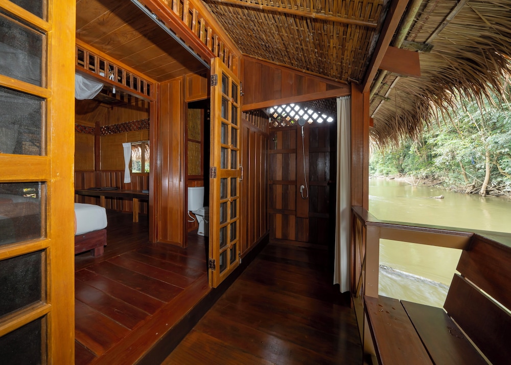 River Kwai Jungle Rafts 31/50