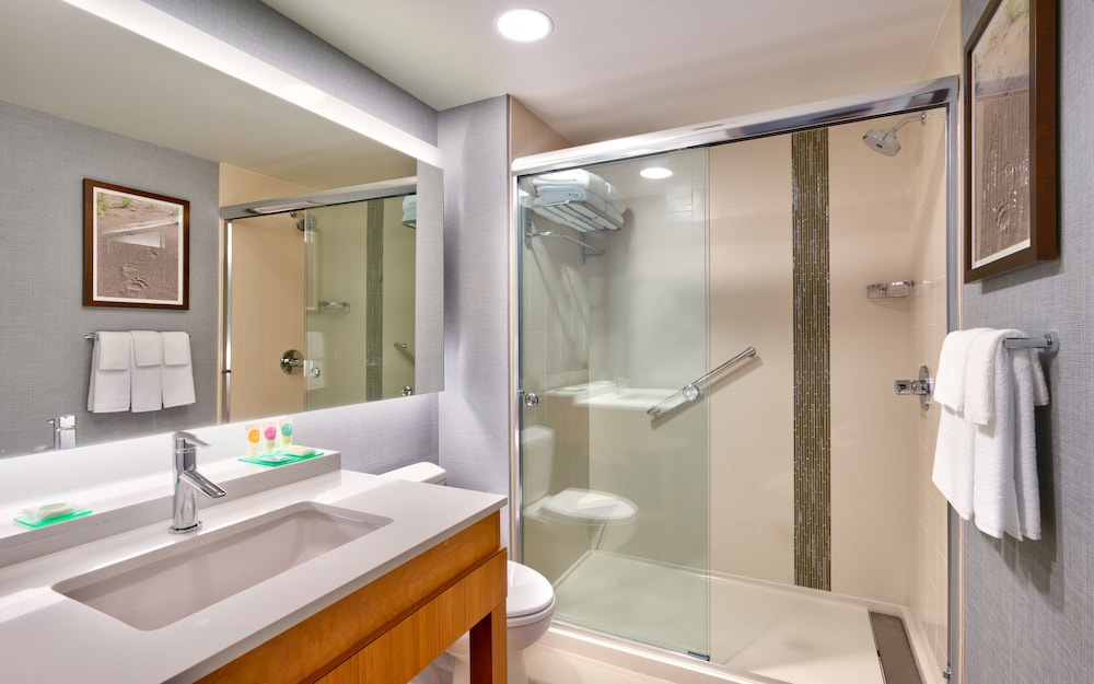 Hyatt Place Anchorage-Midtown 5/39