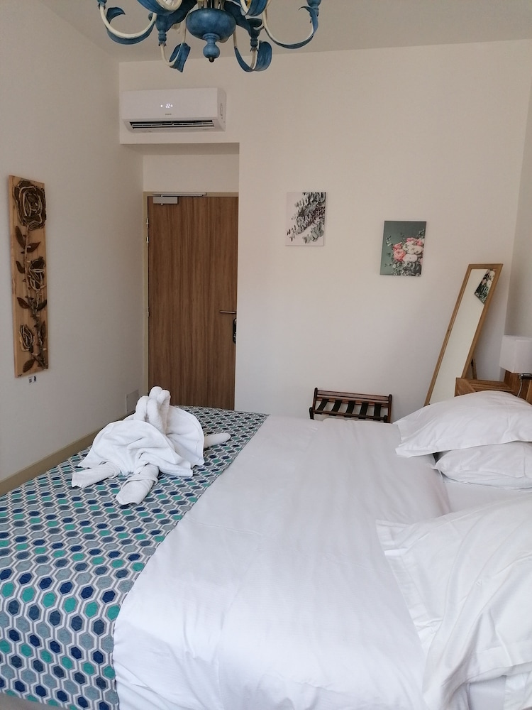 DOMAINE DE LA NERTHE- HOTEL PROVENCE MEDITERRANEE 16/50