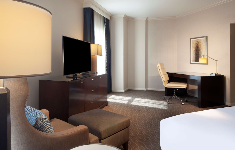 Hilton Alexandria Old Town 30/74