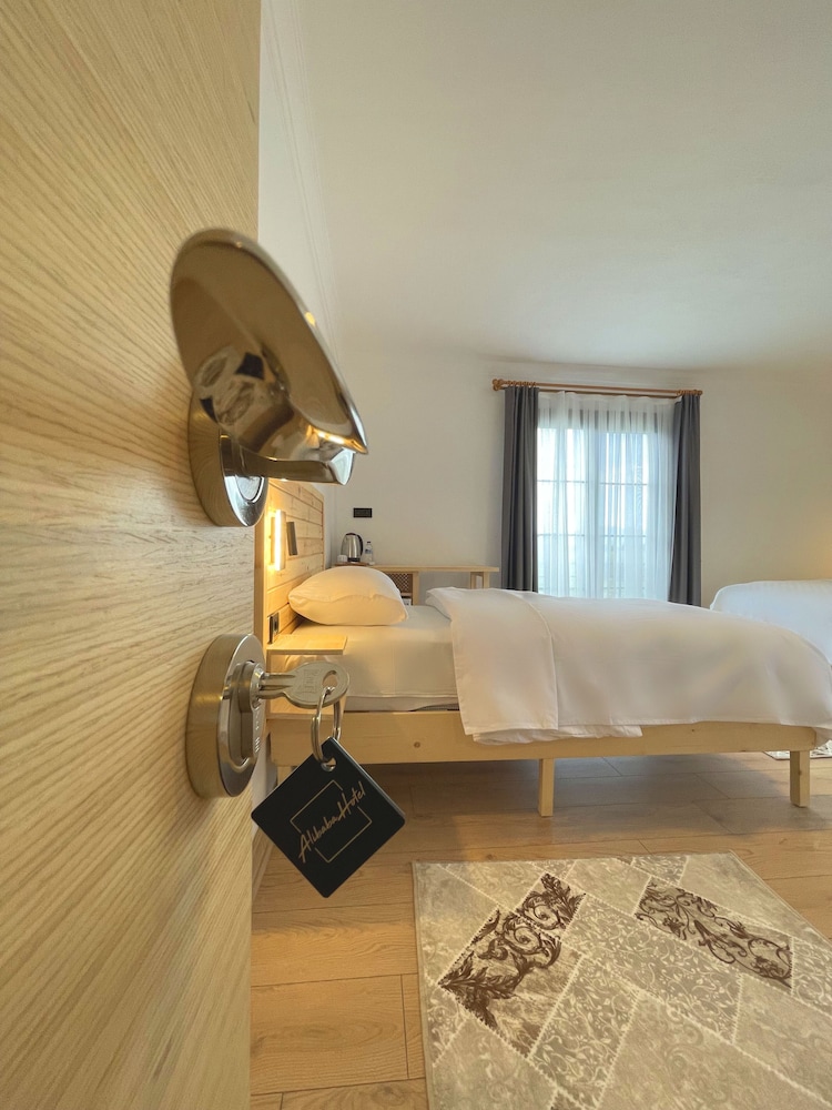 Alibaba Airport Hotel 18/50