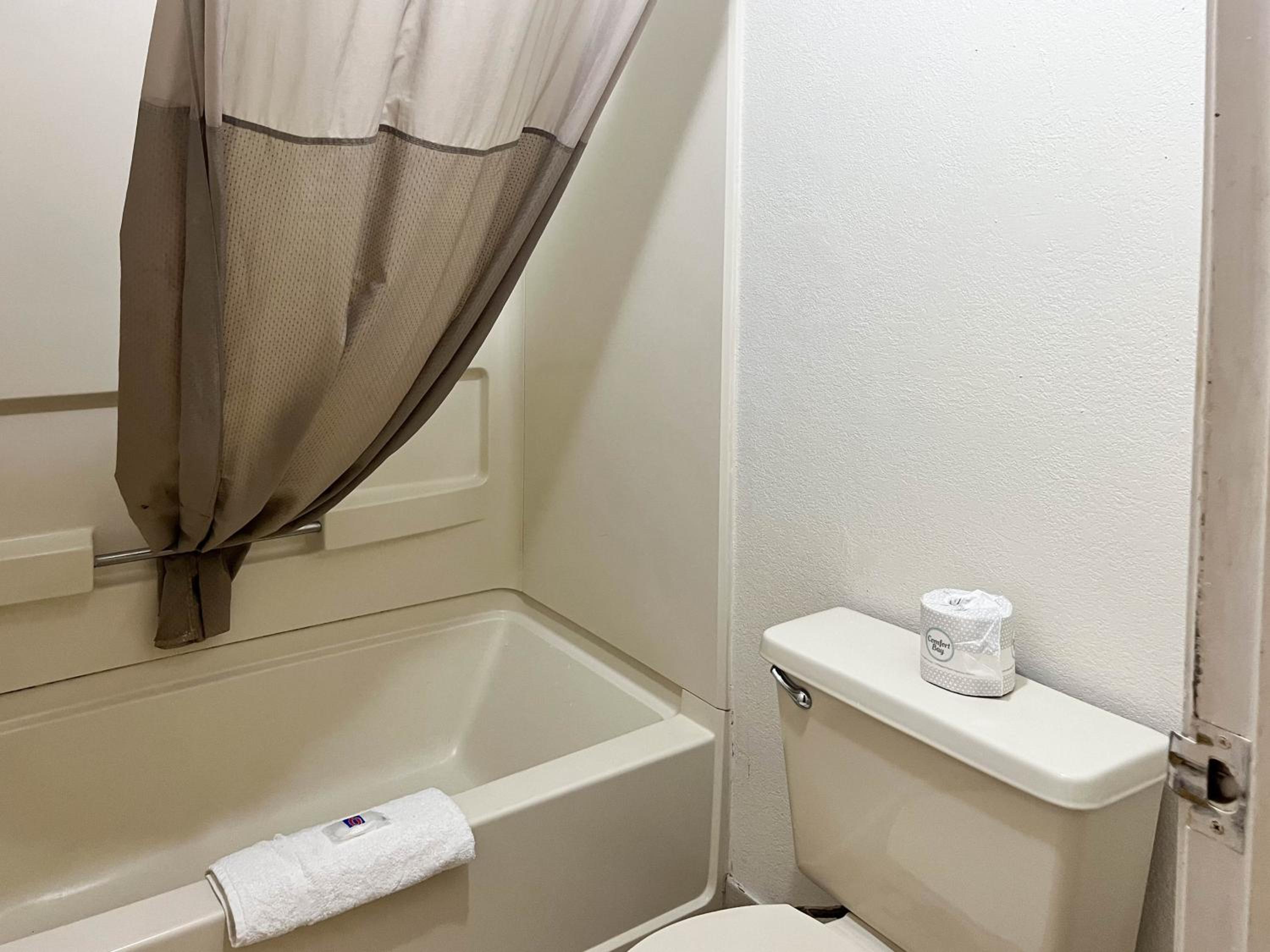 Studio6 Suites Dayton, OH - Englewood 23/24