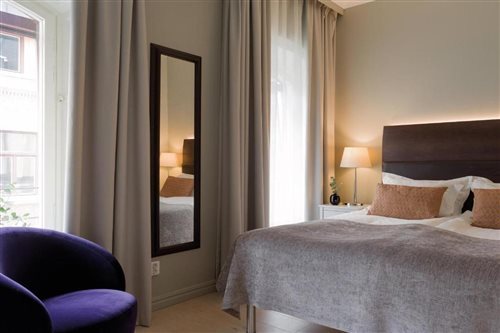 Room, Queen Bed