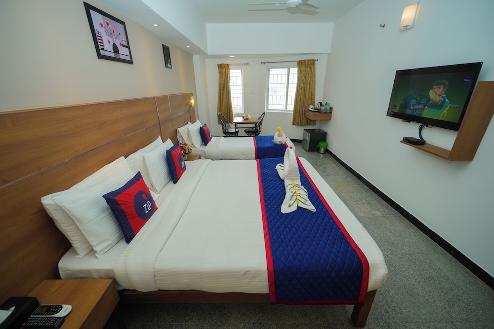 Zip by Spree Hotel Mangala International 34/70