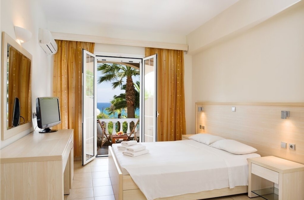 Gloria Maris Hotel Suites and Villas - Adults Only 32/74