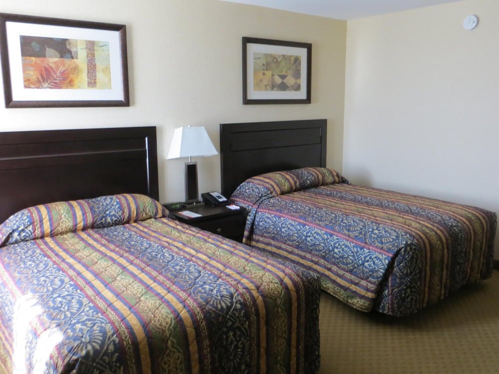Econo Lodge Winnipeg 5/40