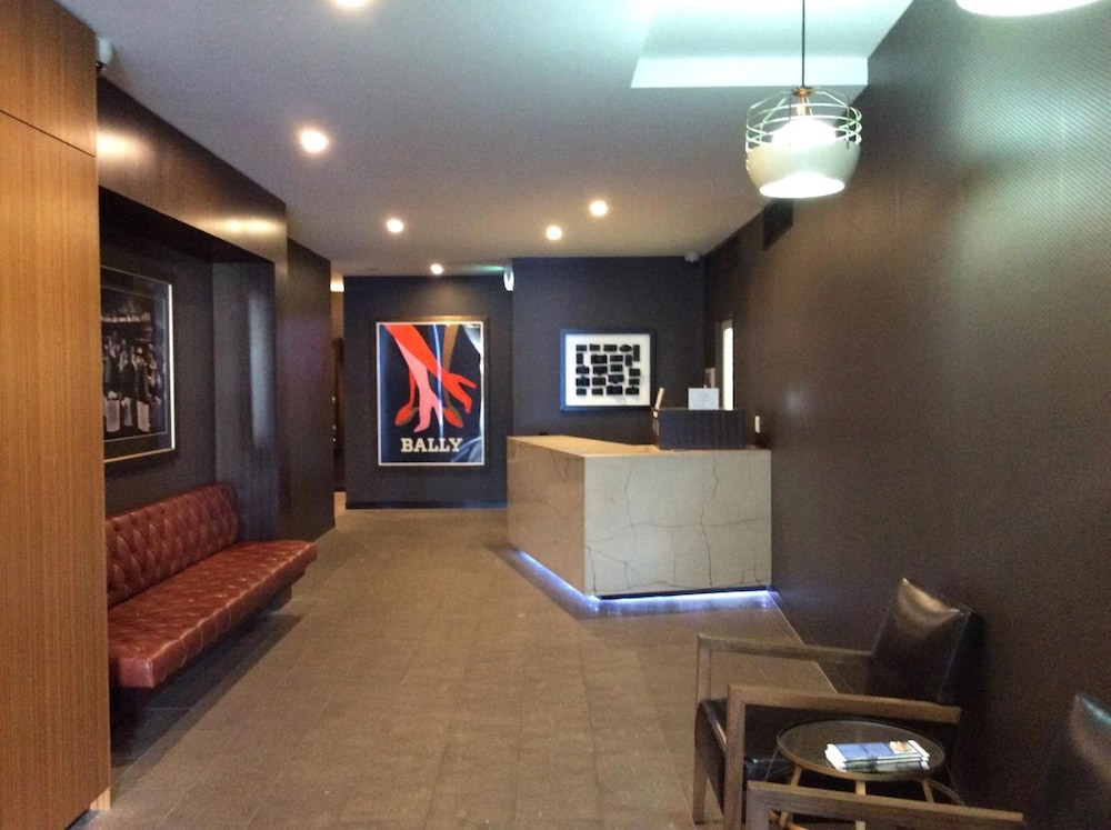 Morgan Suites 18/64