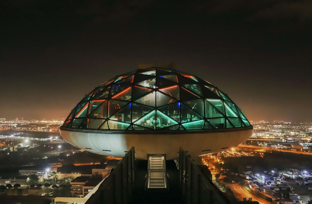 Hyatt Regency Barcelona Tower 8/82