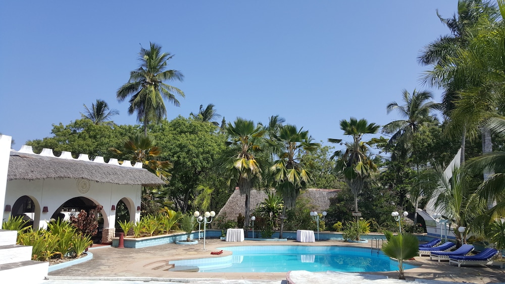 KILIFI BAY BEACH RESORT 47/50