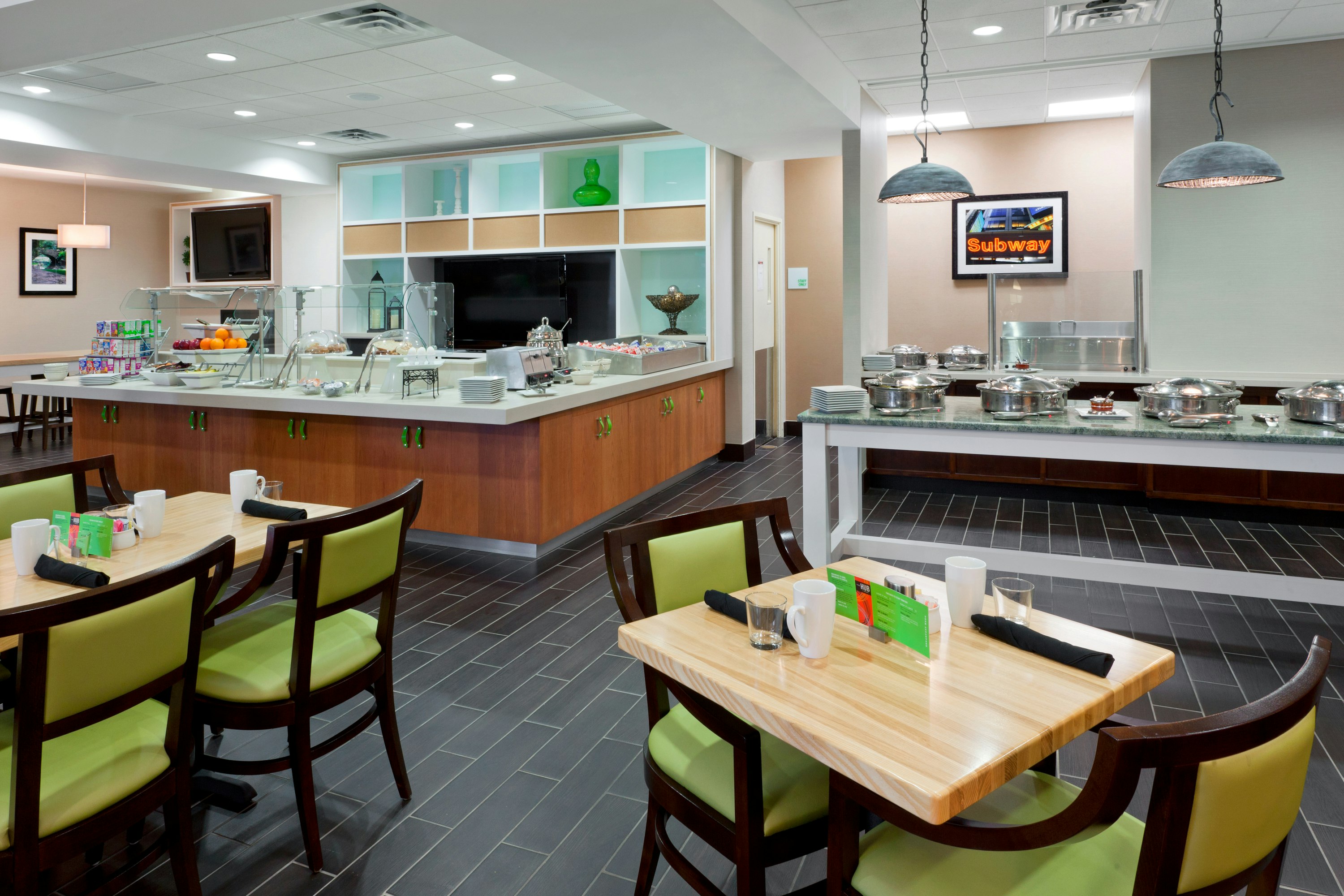 Holiday Inn Clark Newark Area Formerly Crowne Plaza Clark 20/54