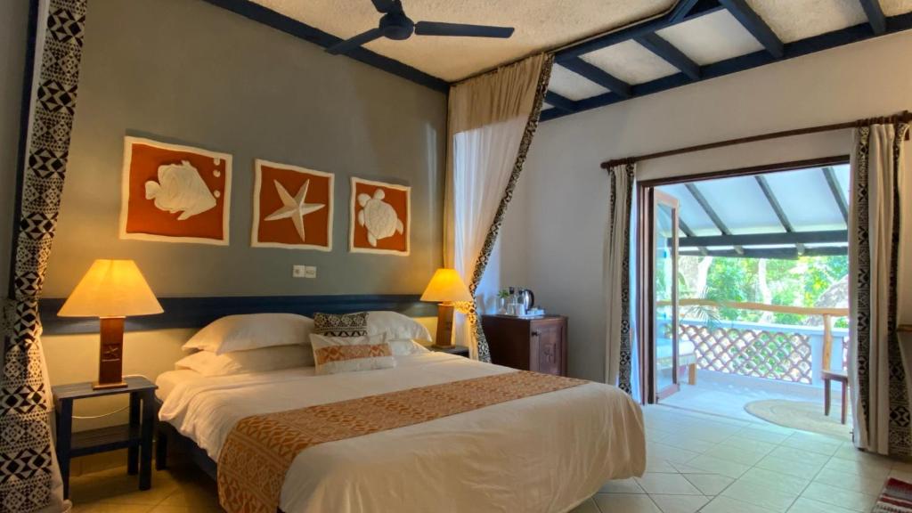 Deluxe Garden Room