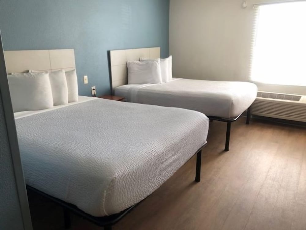 Extended Stay America Select Suites Panama City Callaway 20/47