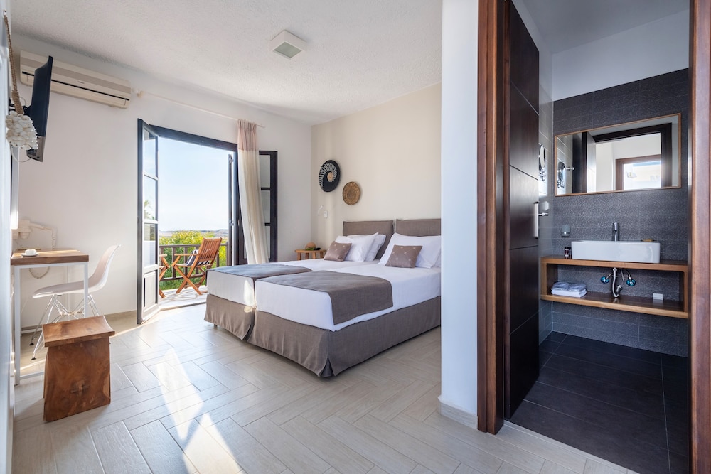 Aella Residence 9/50