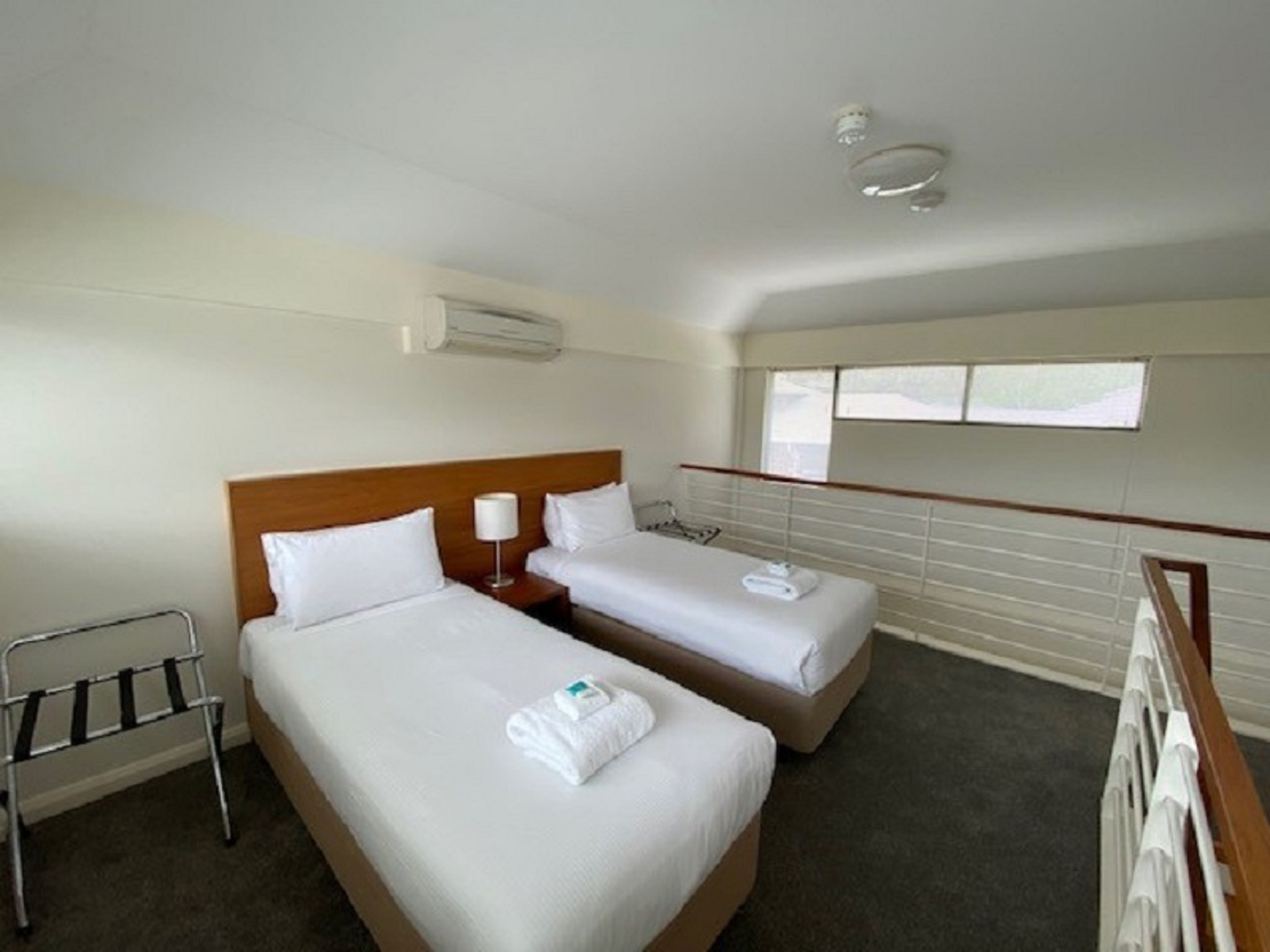 2 Bedrooms, Loft, Apartment