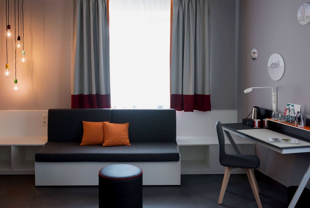 Vienna House Easy by Wyndham Airport Bucharest 34/68