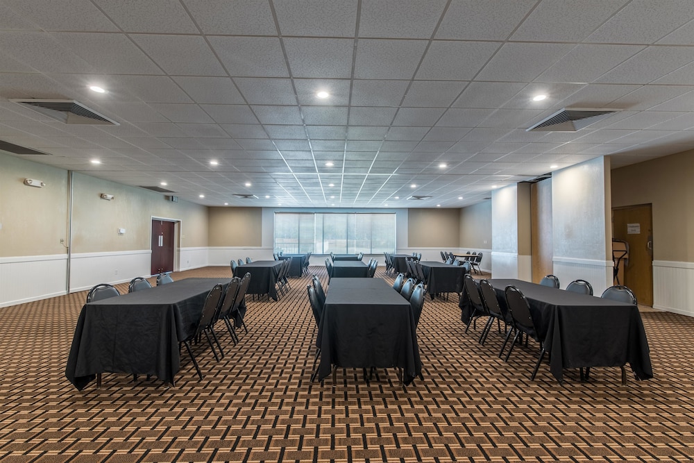 Americas Best Value Inn Hamilton 34/45