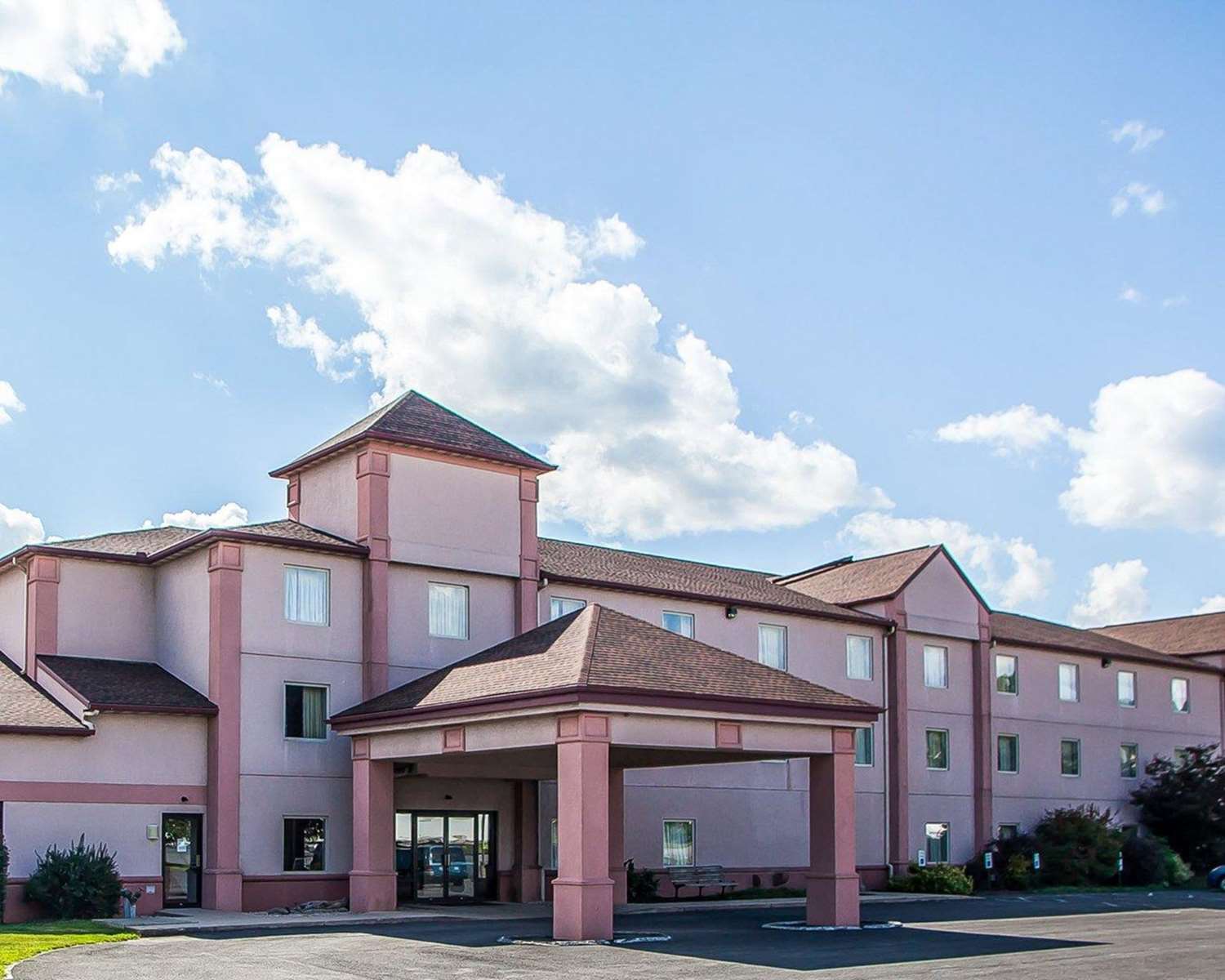 Quality Inn Midway 2/19