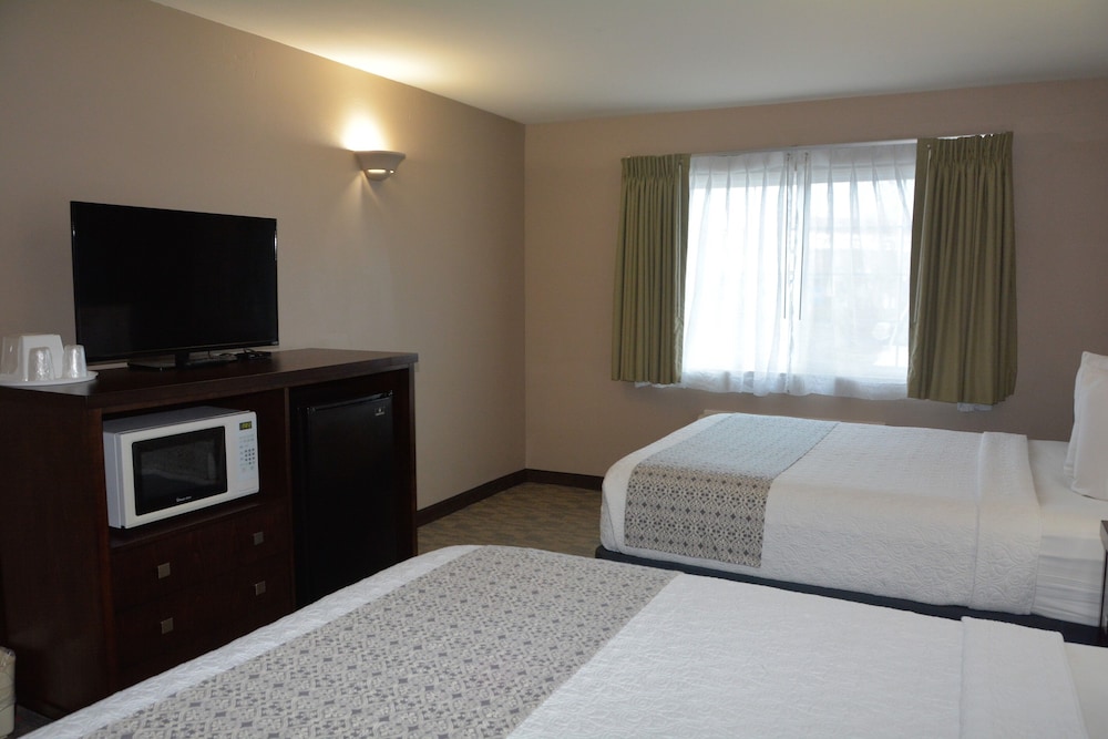 Fairbridge Inn And Suites Dupont 11/54