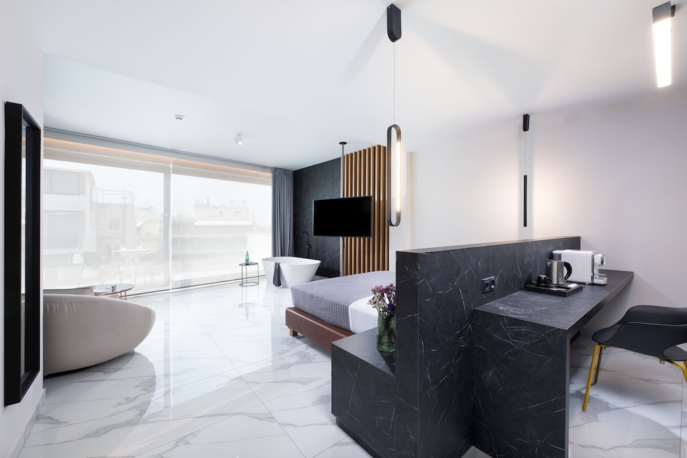 Enattica Suites 36/50