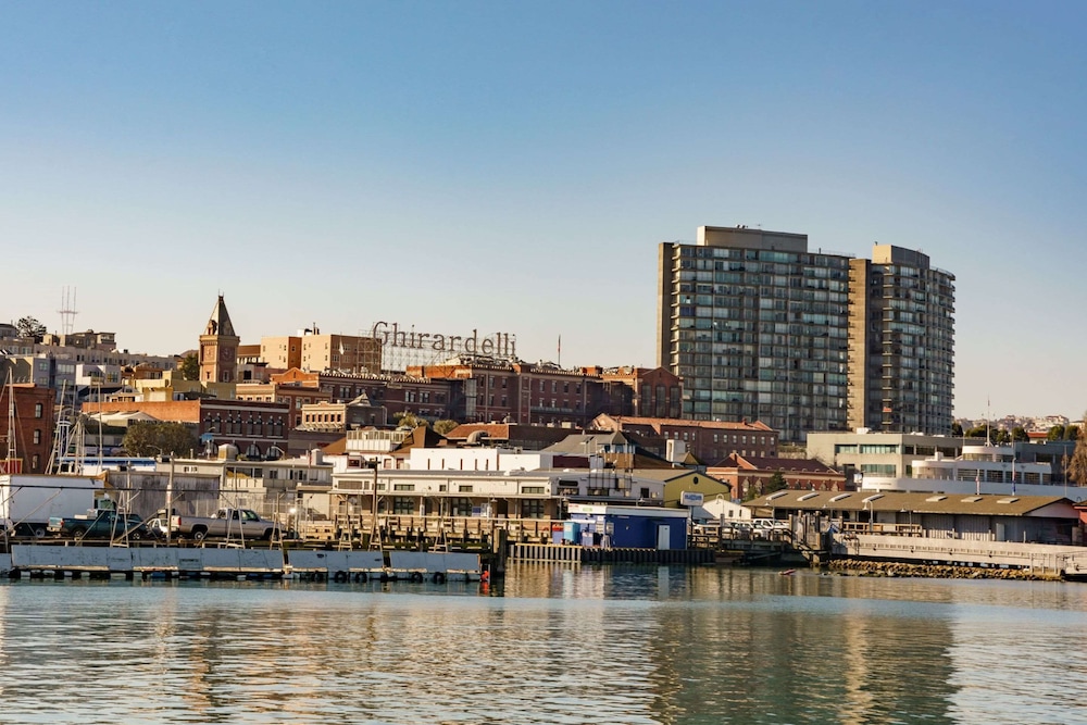 Hotel Caza Fishermans Wharf 36/50