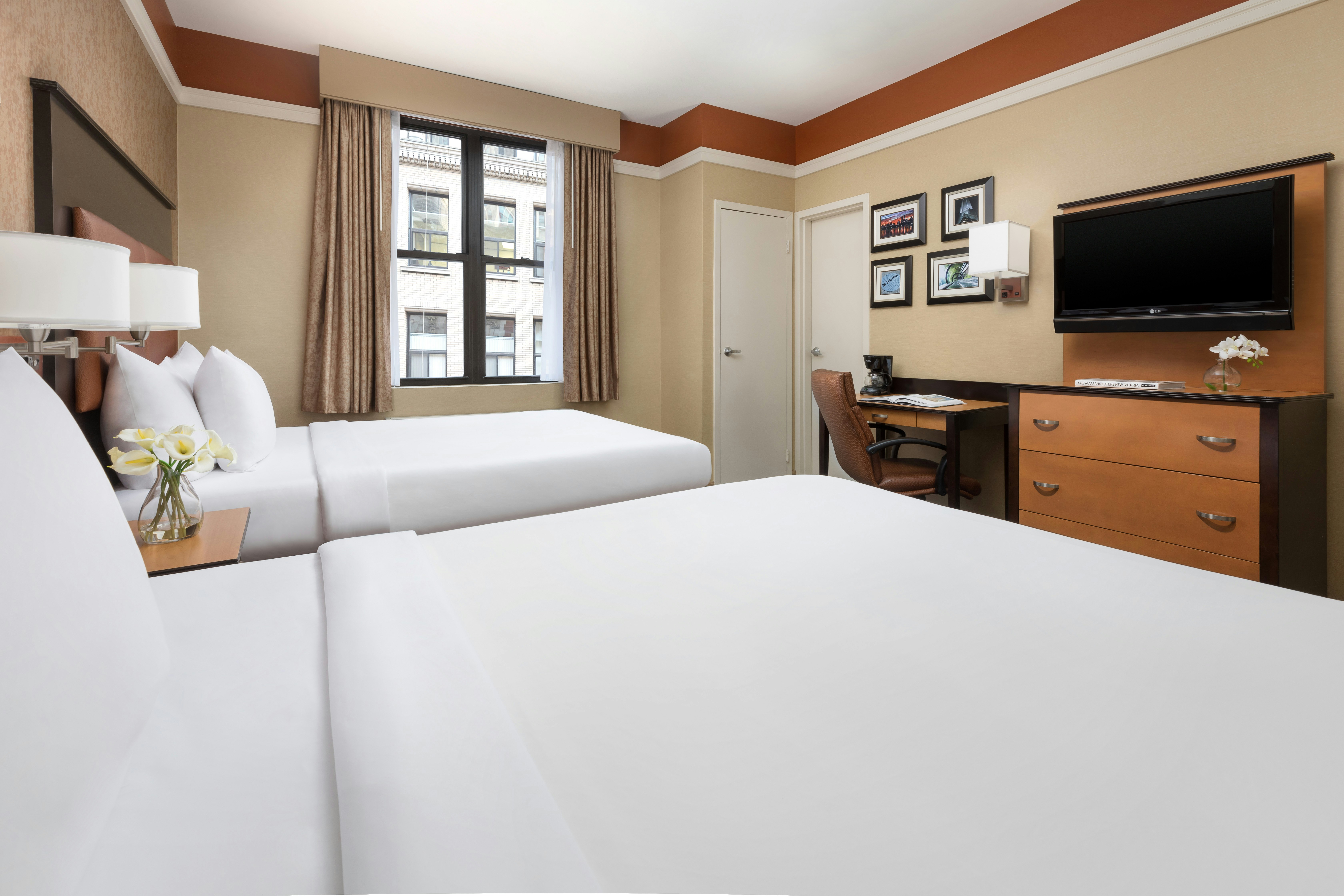 The Hotel at Fifth Avenue 16/29