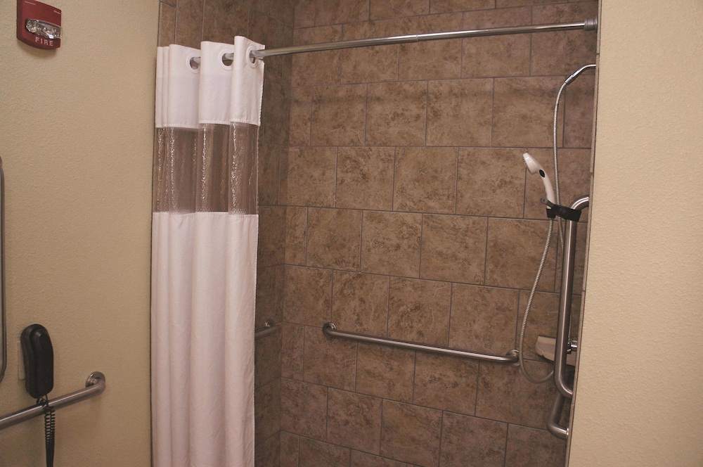 La Quinta Inn & Suites by Wyndham Bismarck 23/62