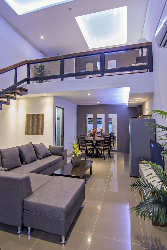 Quest Villa 26/50