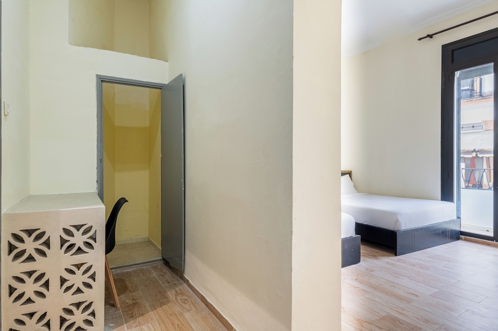 Mauritania Centre Tanger Hotel 54/55