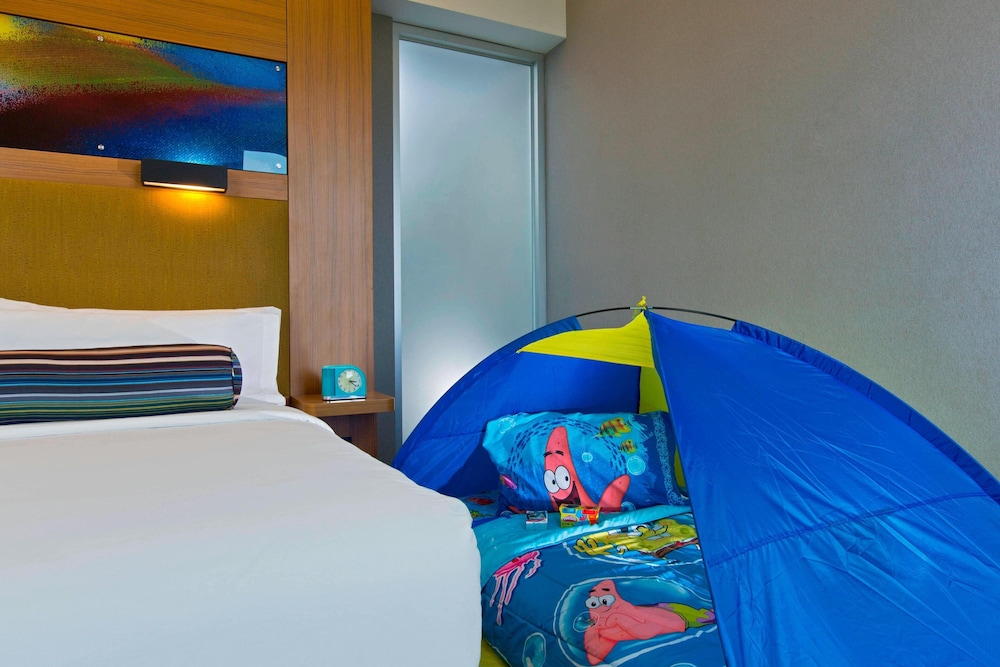 Aloft San Jose Hotel, Costa Rica 11/44