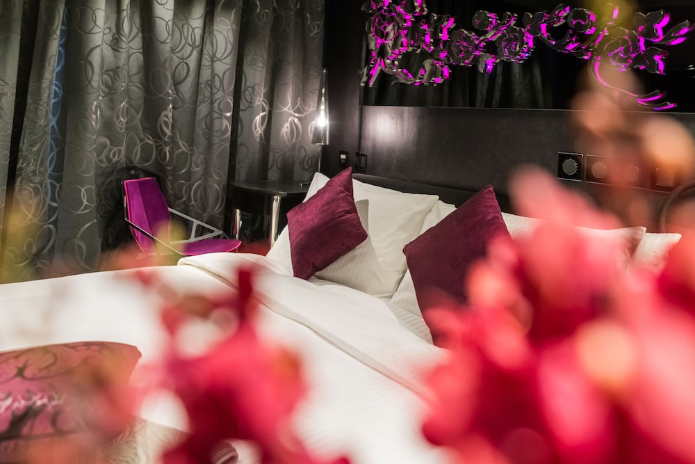 Hotel Pravo Hong Kong 28/58