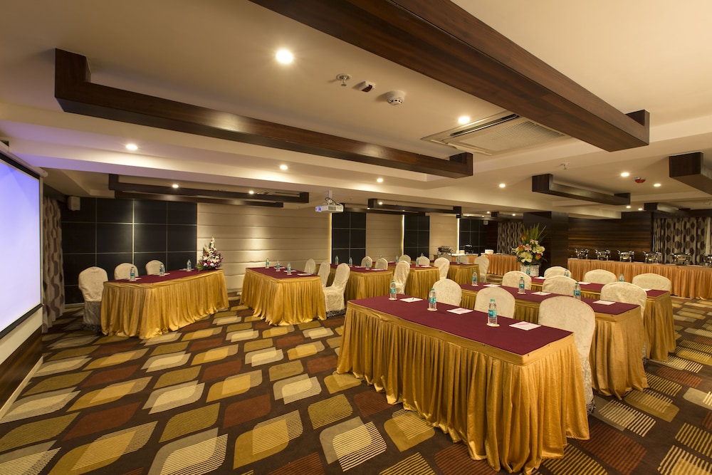 The President Hotel 18/30