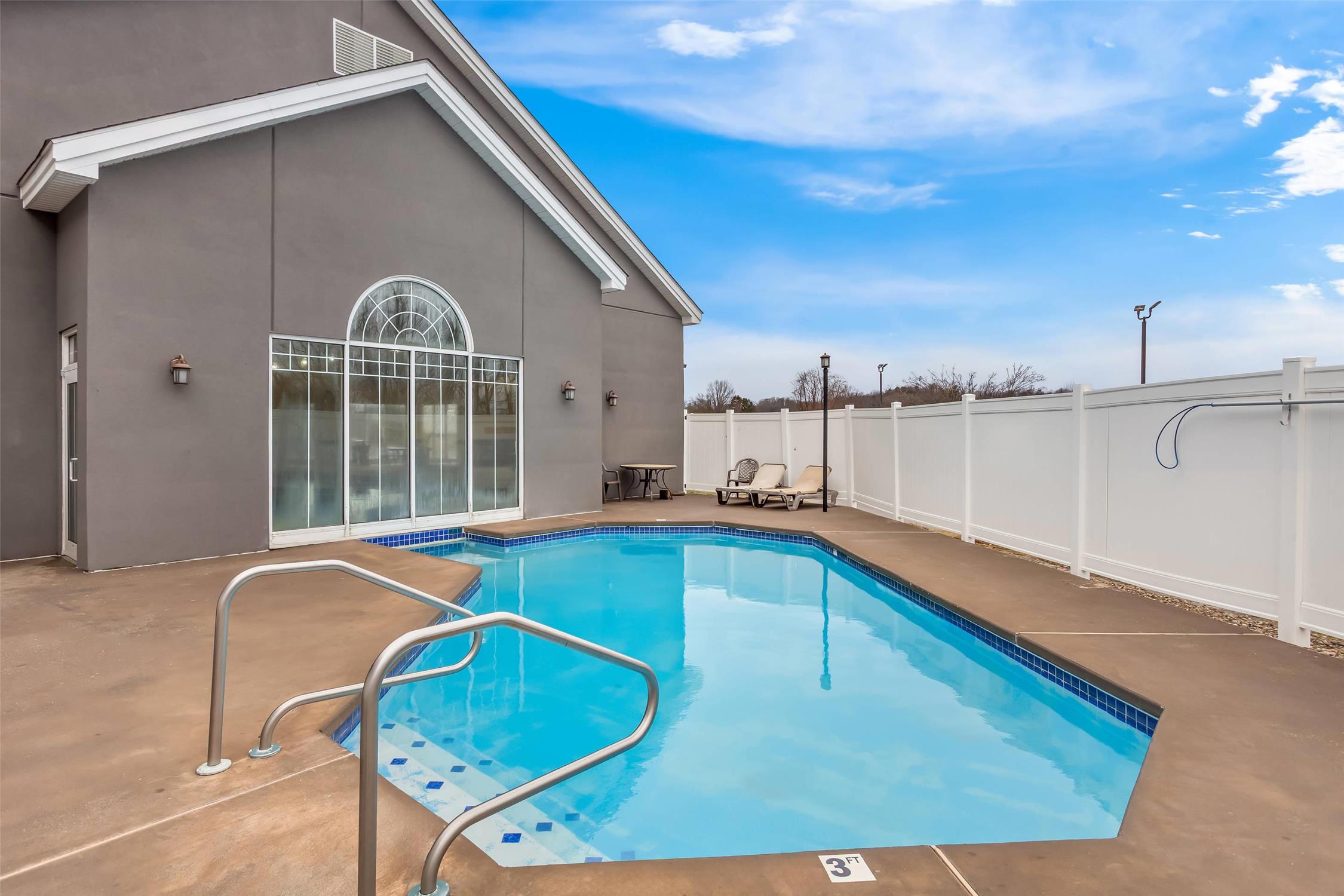 Country Inn and Suites By Radisson Beckley WV 37/65