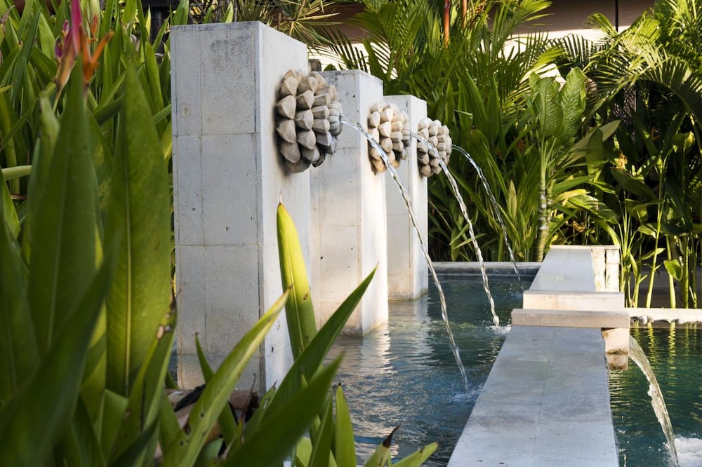 Avani Seminyak Bali Resort 71/77