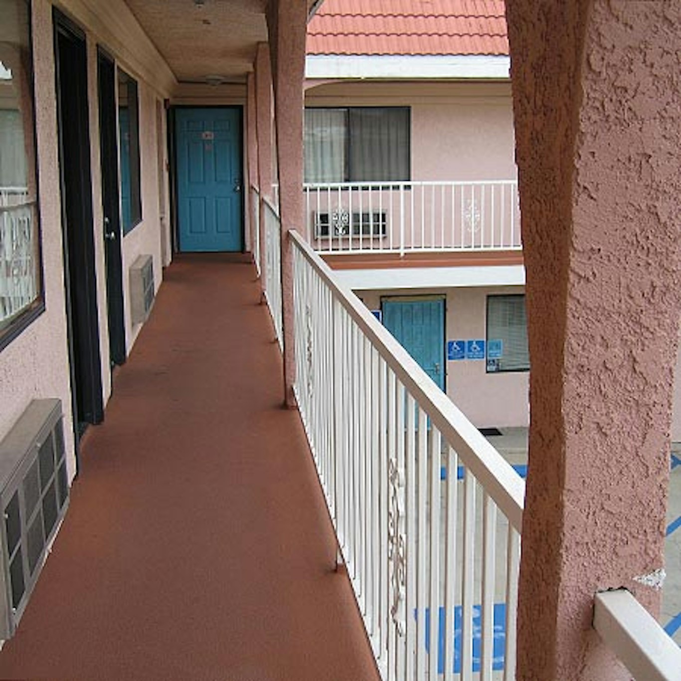 Royal Inn Motel Long Beach 3/31