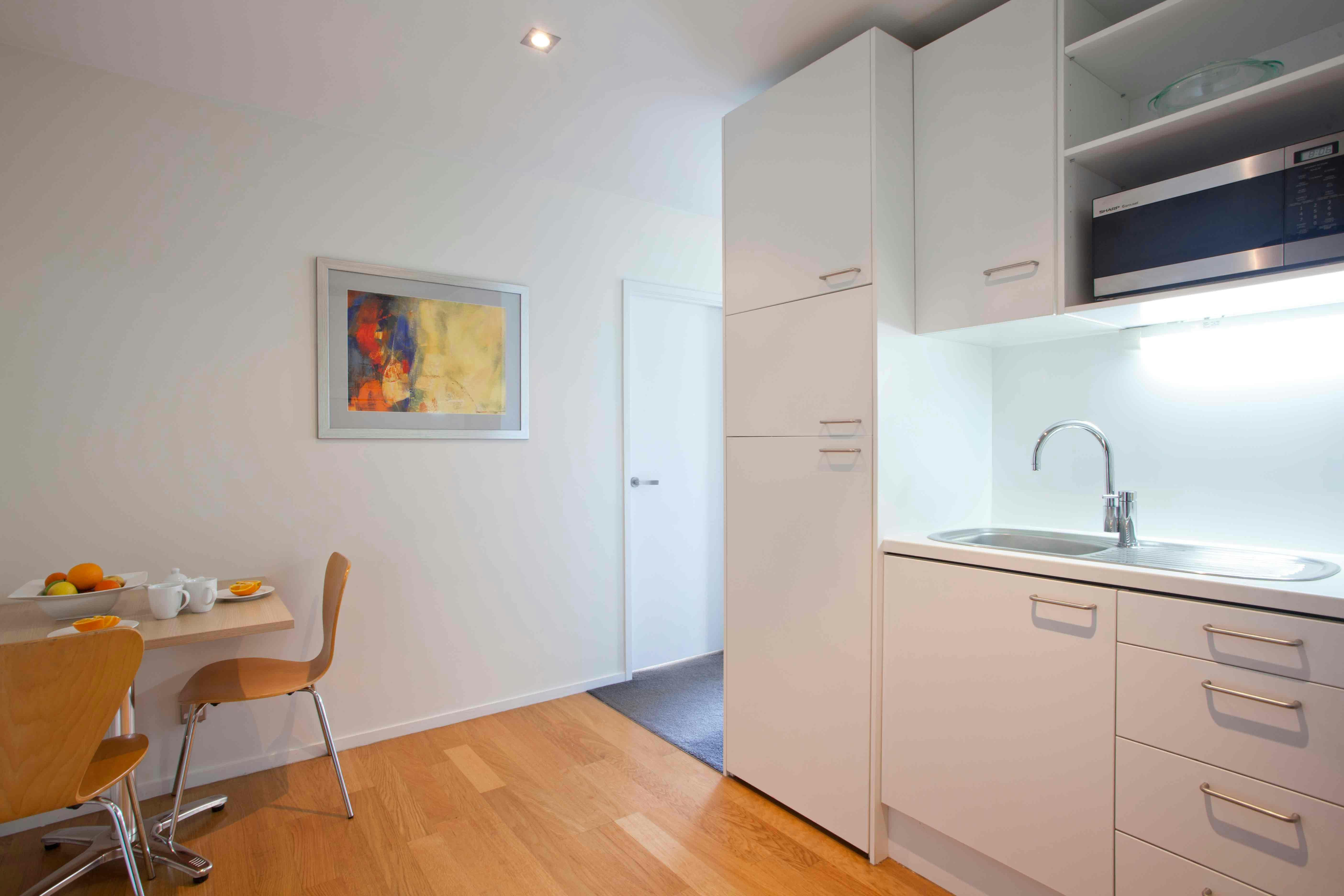 Auckland Harbour Suites 24/24
