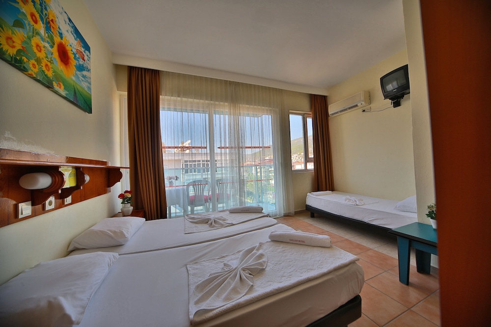 Gallion Hotel 23/73