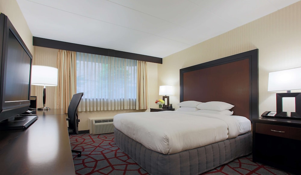 Doubletree By Hilton Chicago Alsip 8/78