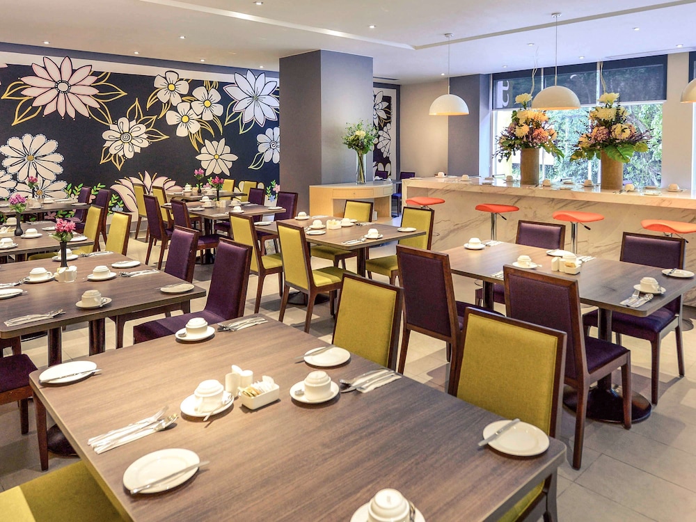 Mercure Kota Kinabalu City Centre 50/65