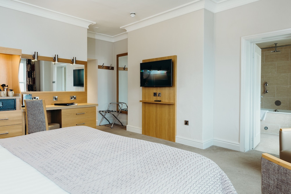 SUPERIOR, DOUBLE BED
