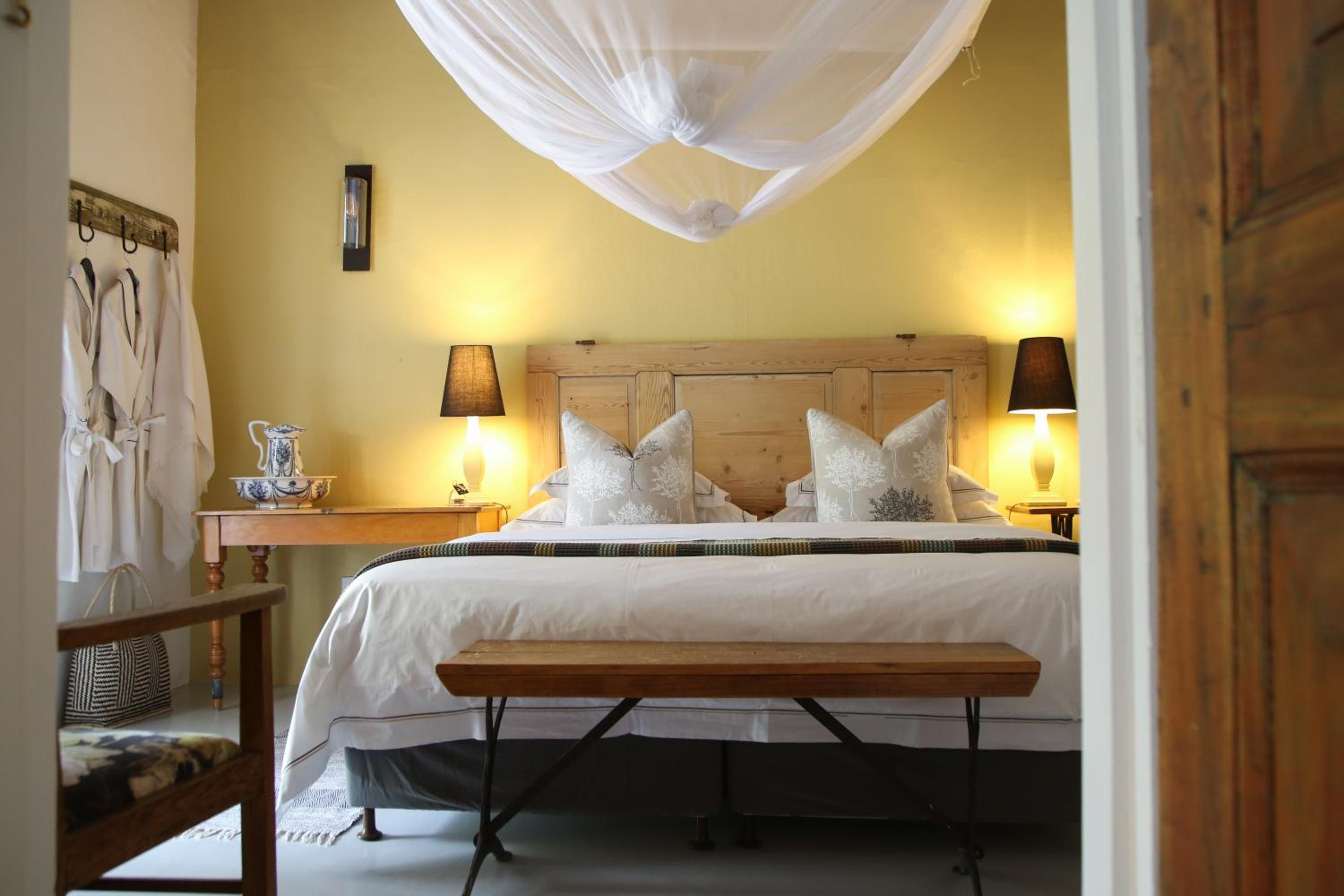 Dennehof Karoo Guesthouse 7/30